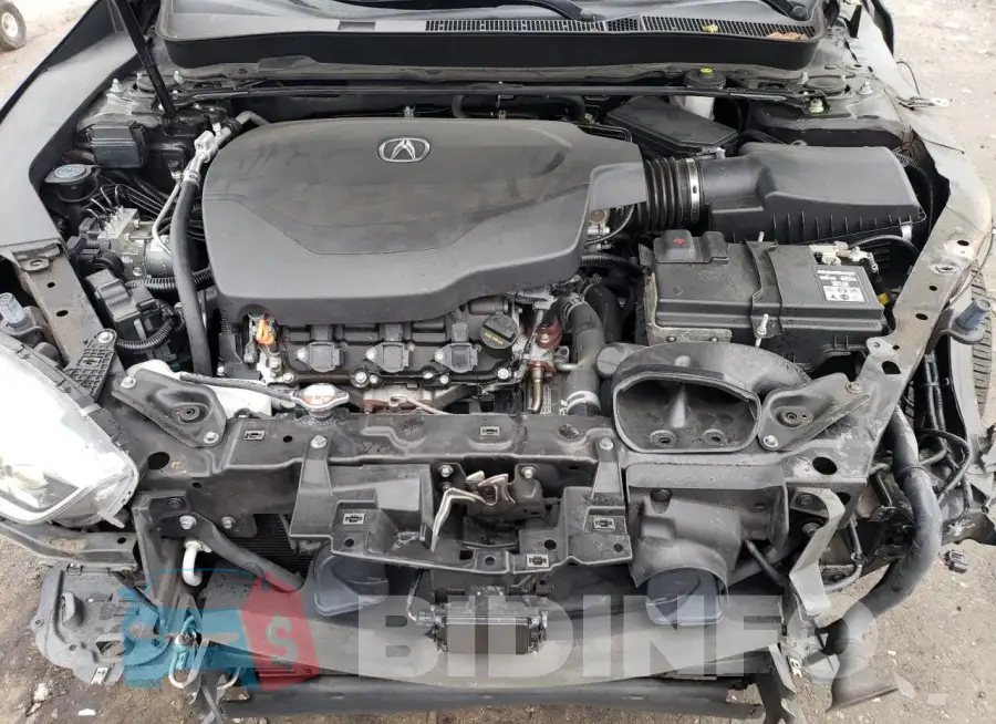 19UUB2F55JA010689 Photo# 11