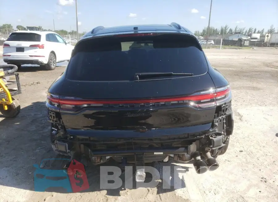 WP1AB2A50MLB37348 Photo# 6