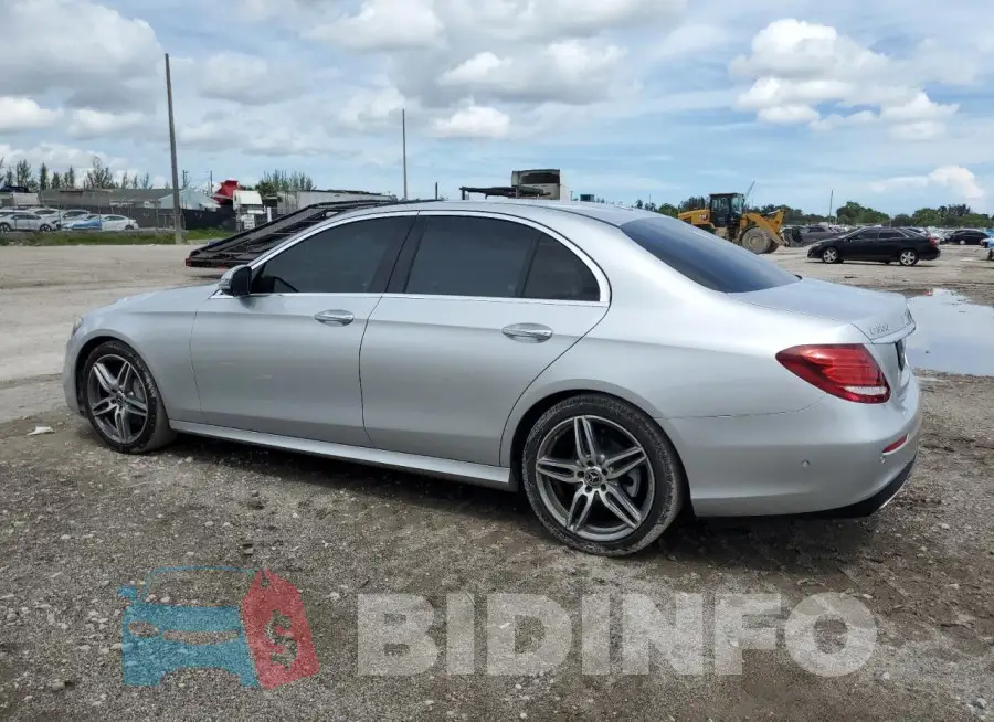 WDDZF4JB2HA259453 Photo# 2