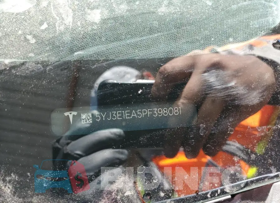 5YJ3E1EA5PF398081 Photo# 12