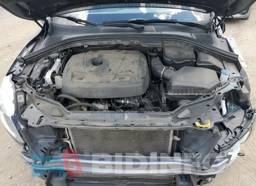 YV449MRPXG2887813 Photo# 12