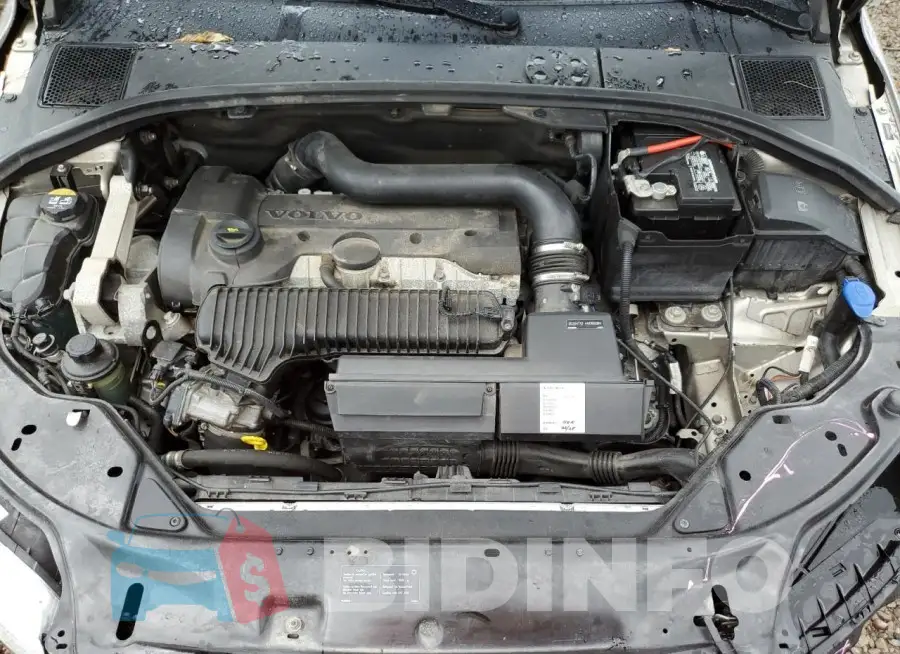 YV4612NM3G1258416 Photo# 12