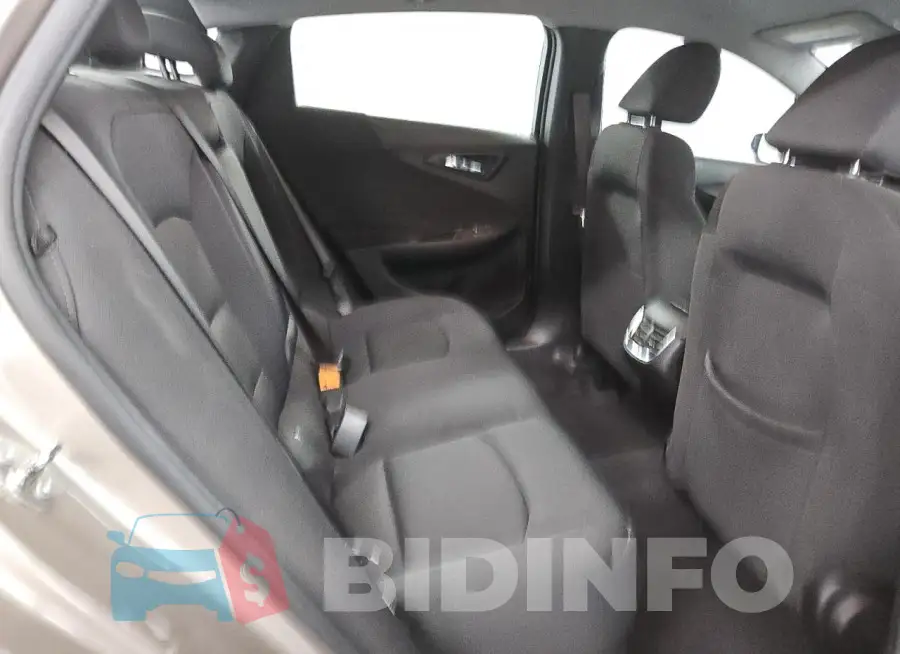 1G1ZD5ST9PF178425 Photo# 10