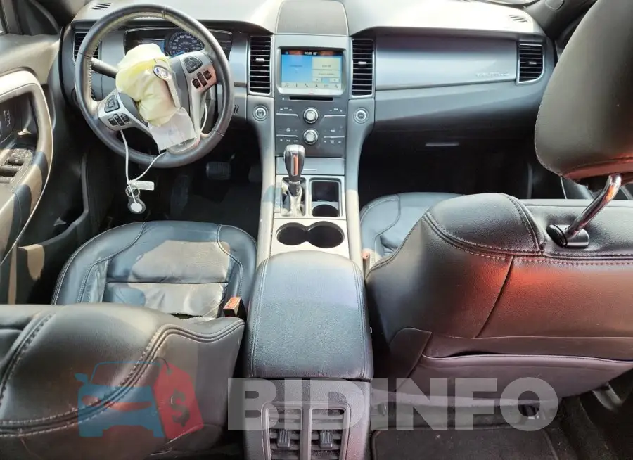 1FAHP2E85JG137622 Photo# 8