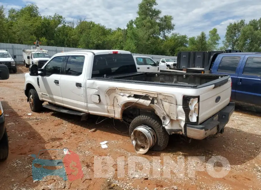 1FT8W3DT2HEF47048 Photo# 2