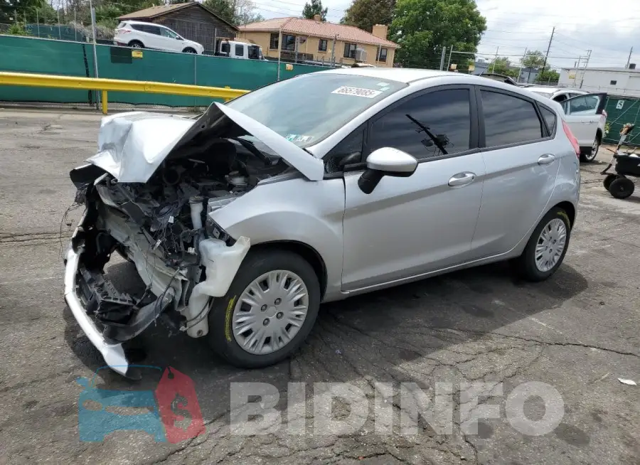 3FADP4TJ7HM158892 Photo# 1