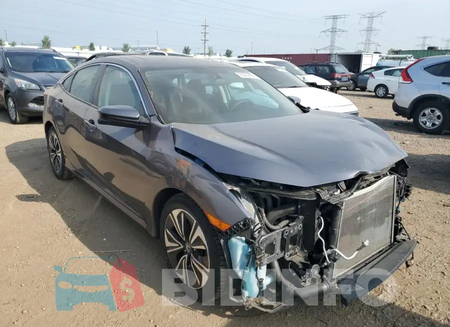 19XFC1F33GE040017 Photo# 4