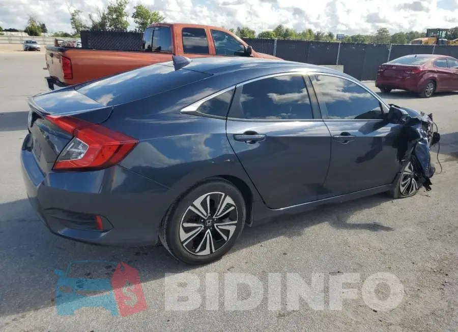 19XFC1F70HE022384 Photo# 3