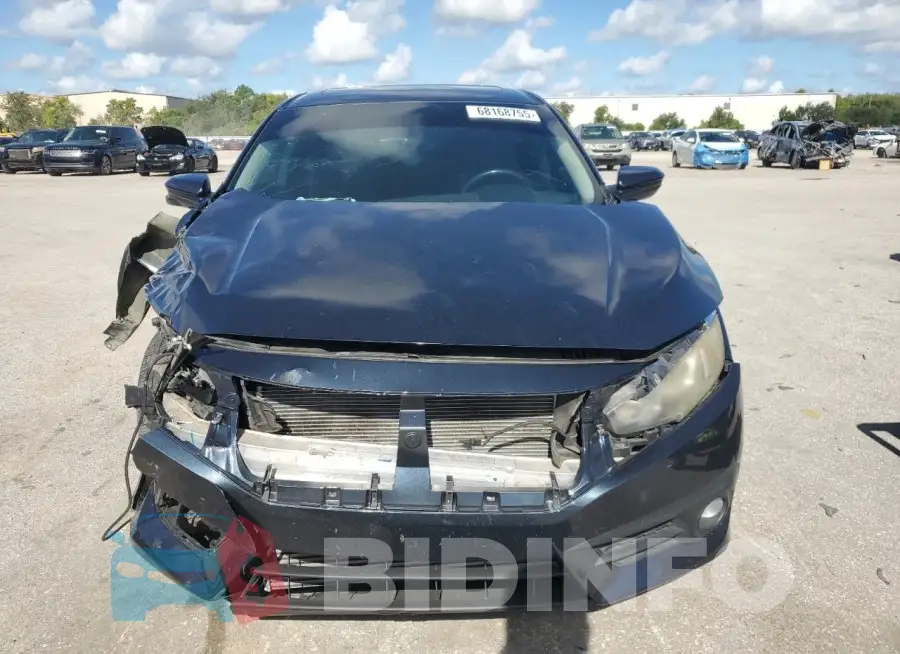 19XFC1F70HE022384 Photo# 5