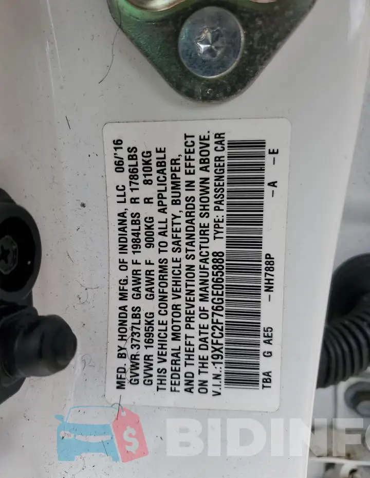 19XFC2F76GE065888 Photo# 12