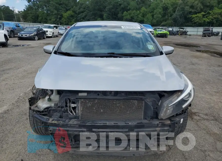 3KPFL4A73HE143919 Photo# 5