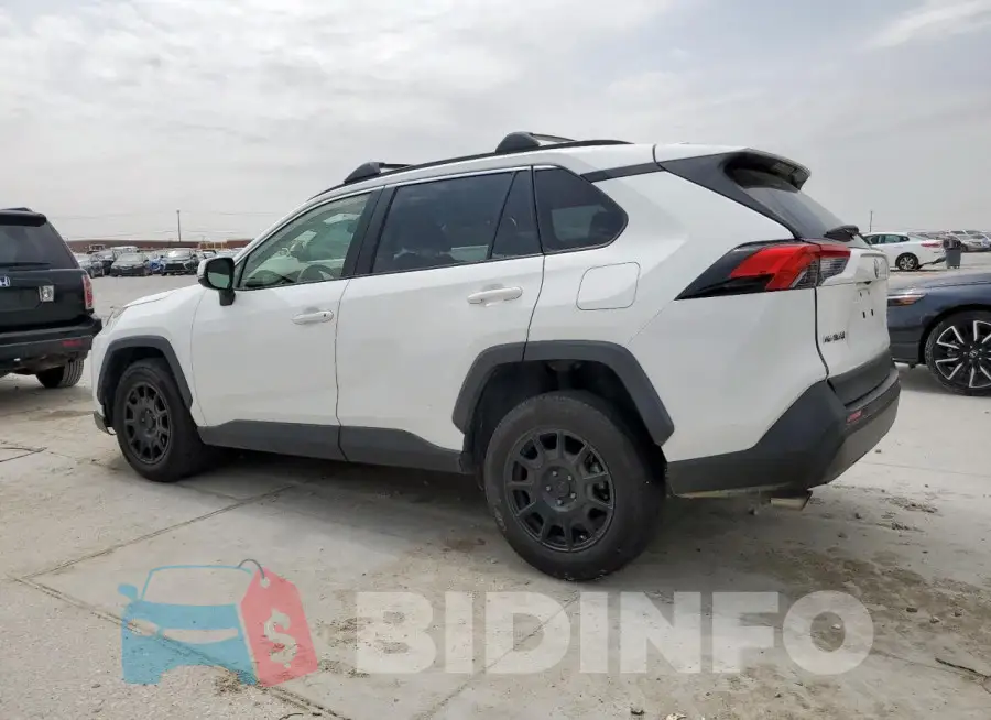 JTMW1RFVXKD040225 Photo# 2