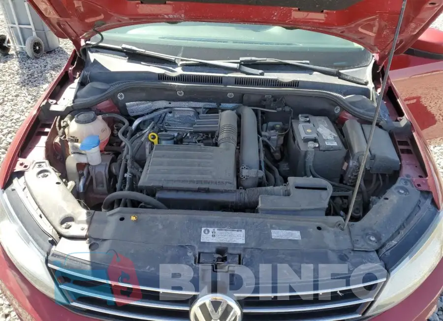 3VW2B7AJ0JM220818 Photo# 11
