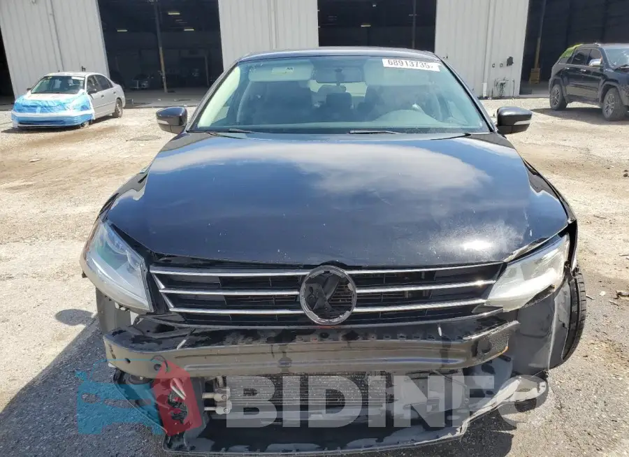 3VWDB7AJ4HM400547 Photo# 5