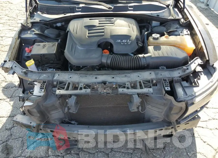 2C3CDXHG5KH692786 Photo# 11