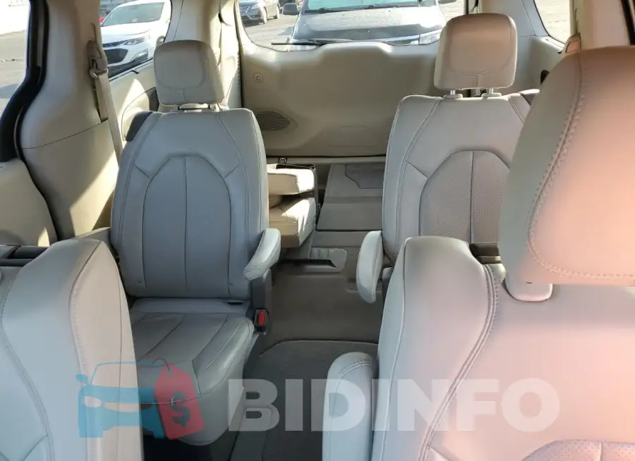 2C4RC1EG5LR172822 Photo# 10