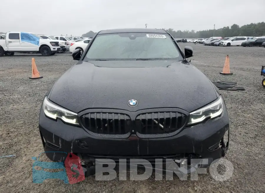 3MW5R1J02L8B39327 Photo# 5