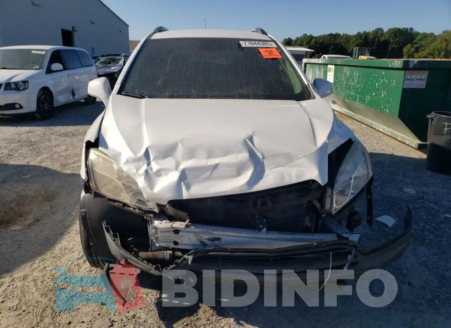 KL7CJLSB8GB631536 Photo# 5