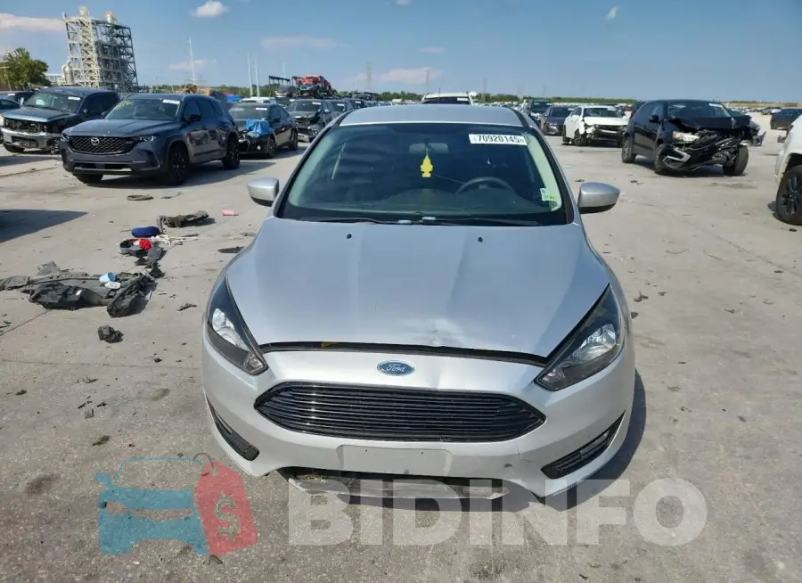 1FADP3FE4JL235752 Photo# 5