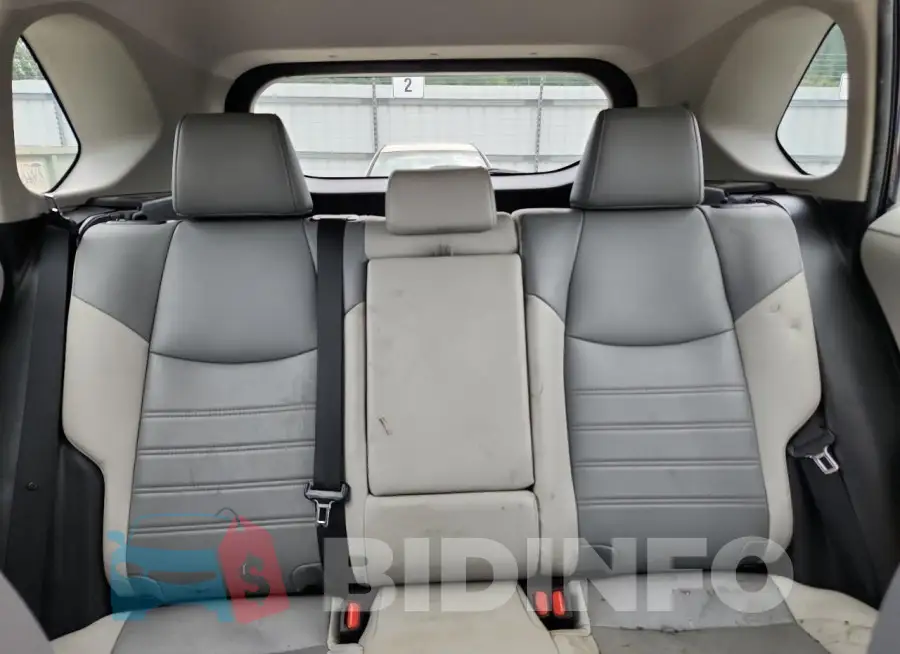 2T3A1RFV8KW078954 Photo# 10