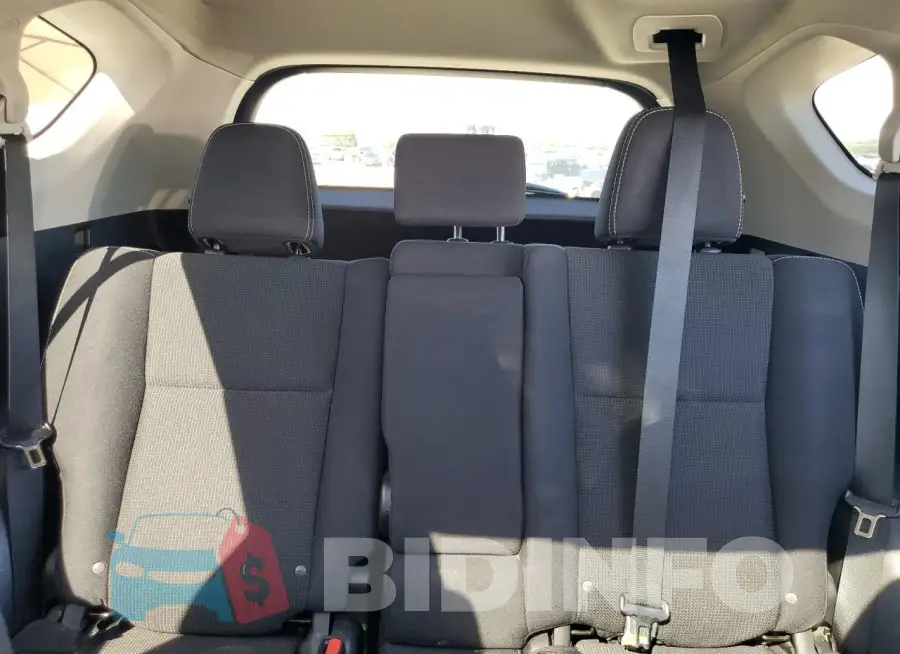 2T3WFREV4JW432086 Photo# 10