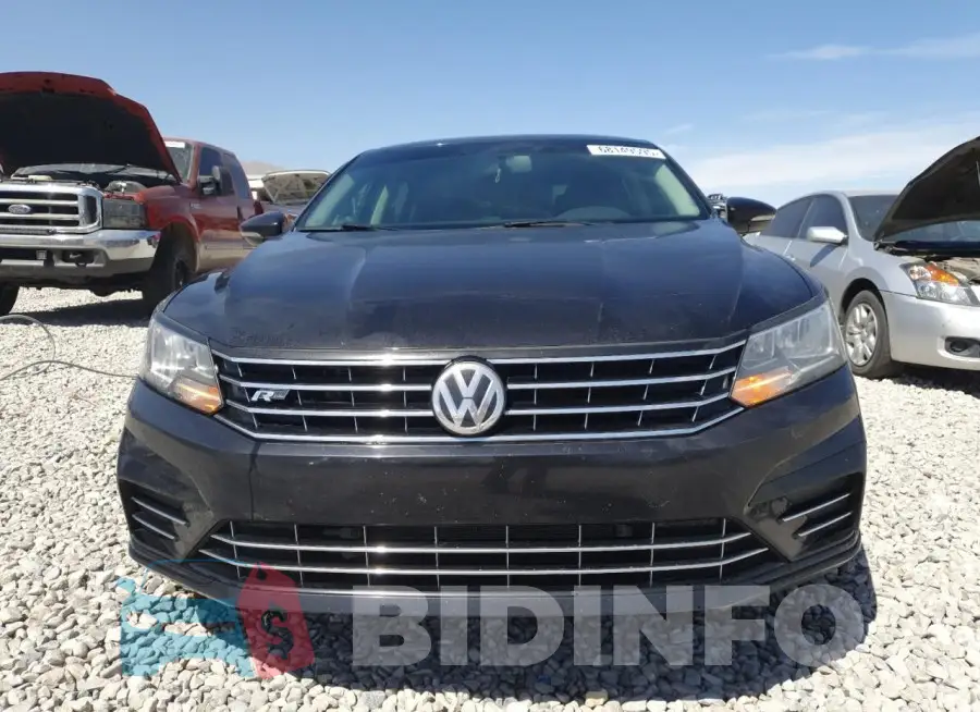 1VWDT7A32HC079611 Photo# 5