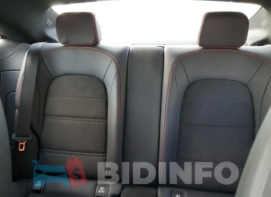 WDDWJ6EB8KF856186 Photo# 10