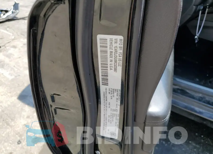 1C4RDJDG8MC523067 Photo# 13
