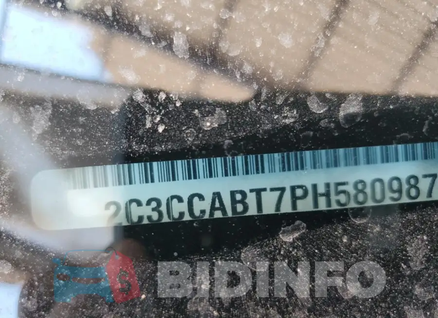 2C3CCABT7PH580987 Photo# 13