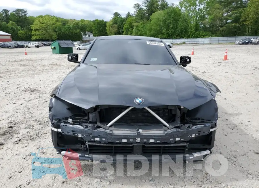 3MW5R7J02L8B35863 Photo# 5