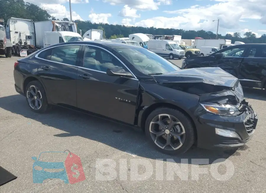 1G1ZD5ST4PF230401 Photo# 4