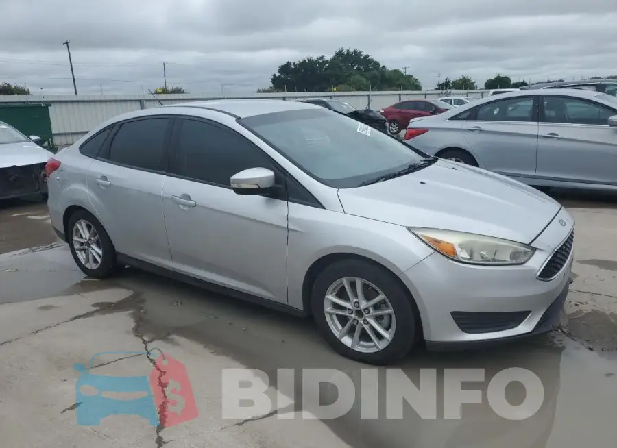 1FADP3F25GL379292 Photo# 4