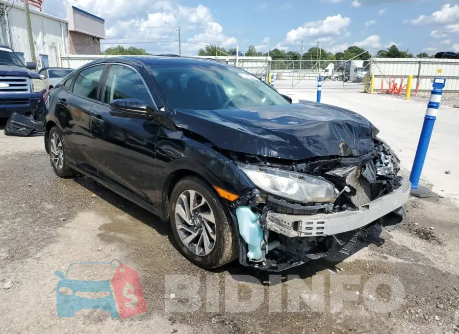 19XFC2F75HE011452 Photo# 4