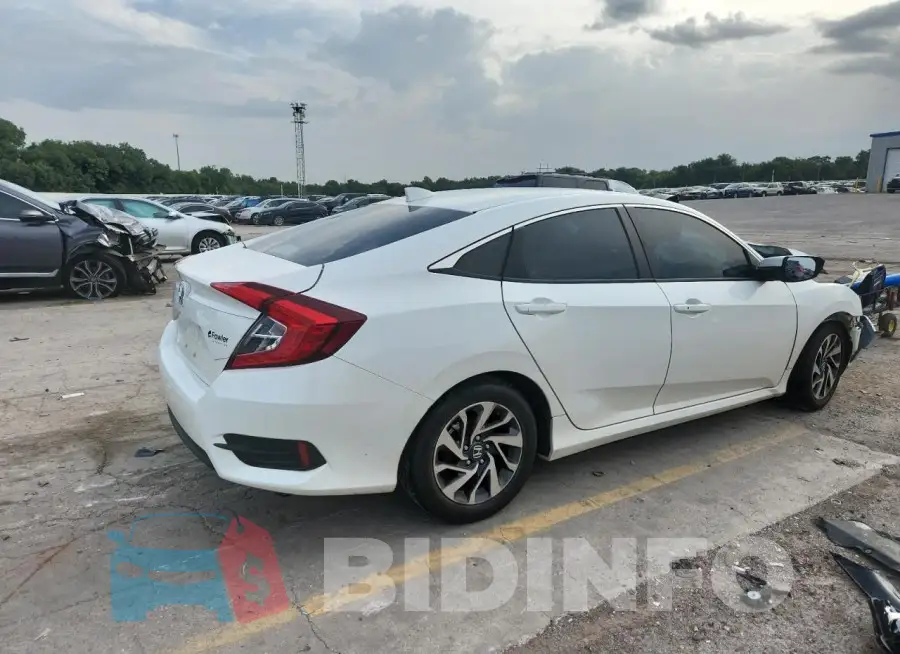 19XFC2F76HE077024 Photo# 3