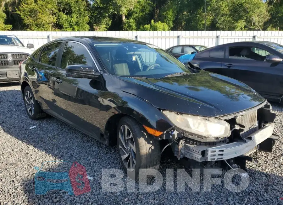 19XFC2F8XGE088700 Photo# 4