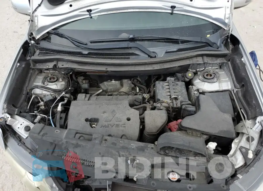JA4AD3A3XKZ033342 Photo# 12