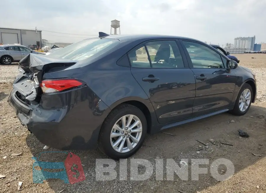 JTDBCMFE3S3080888 Photo# 3