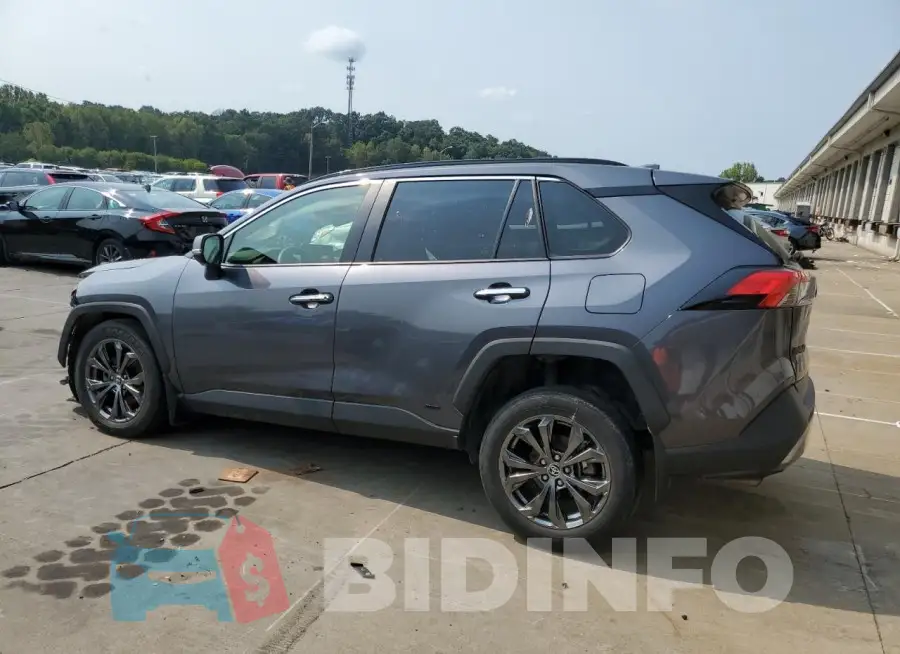 JTMD6RFV8PD102138 Photo# 2