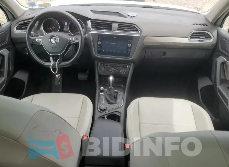3VV2B7AX6KM158187 Photo# 8