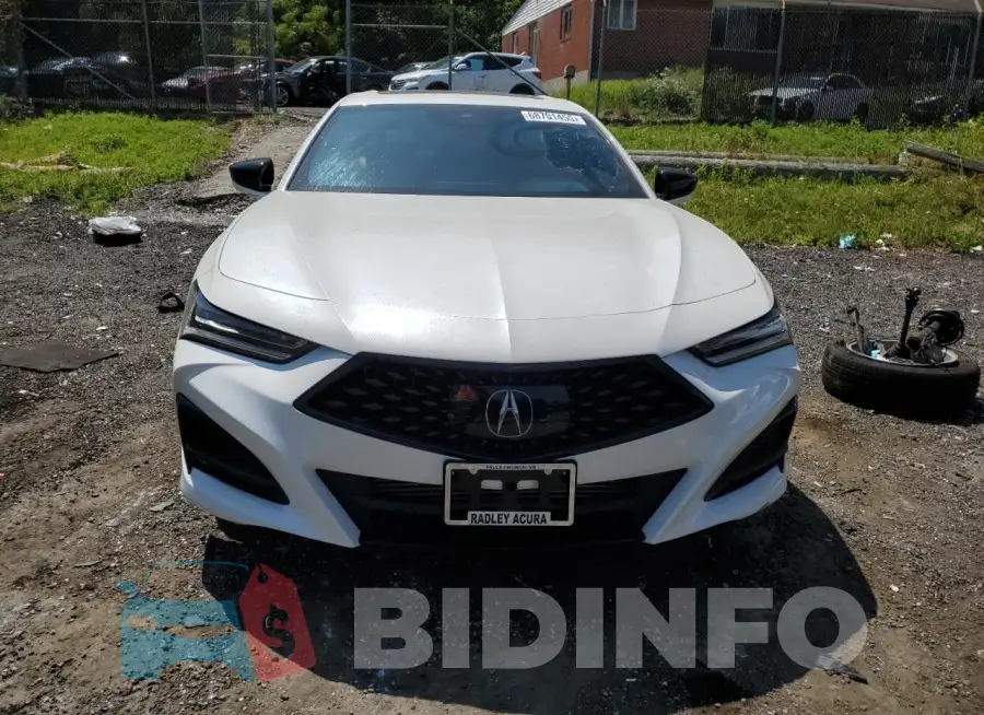 19UUB6F50PA000099 Photo# 5