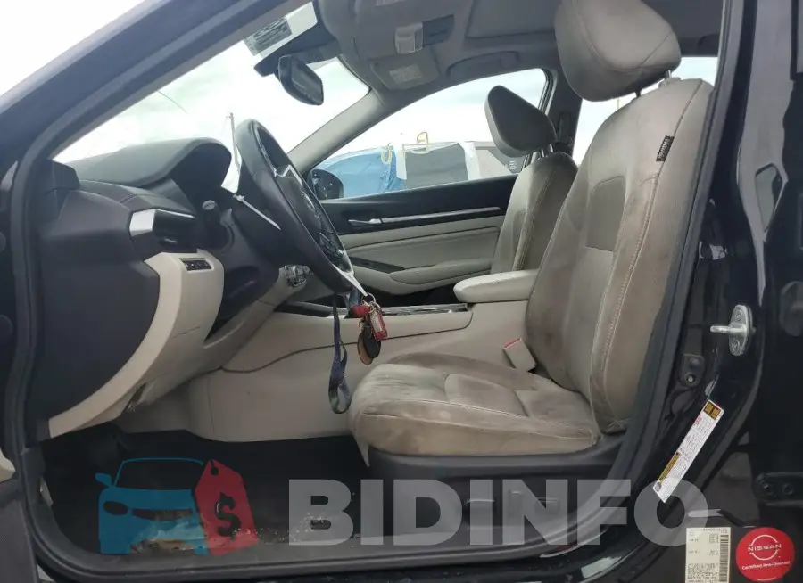 1N4BL4DW5KC214107 Photo# 7