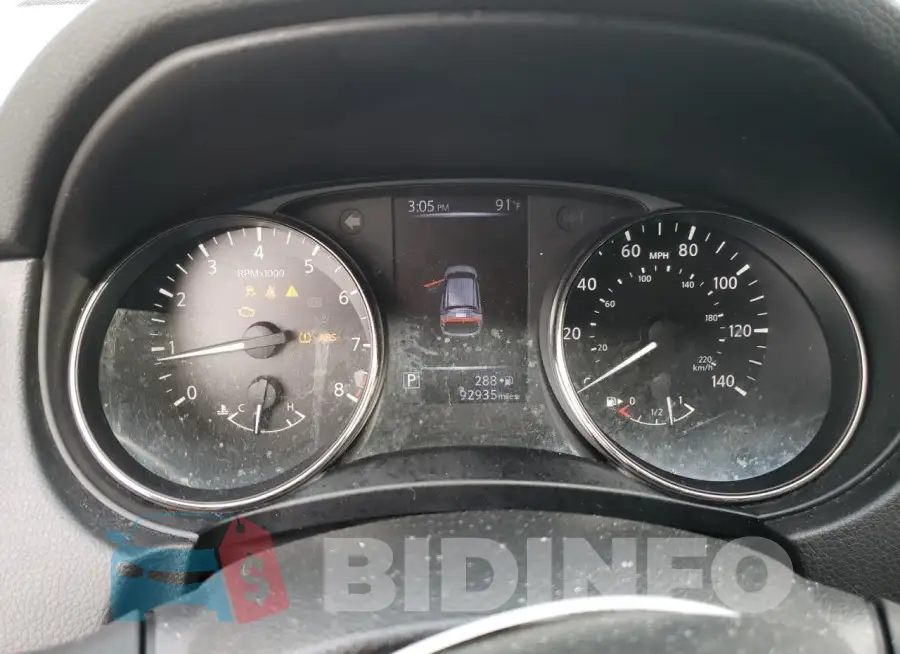 JN1BJ1CRXHW124780 Photo# 9