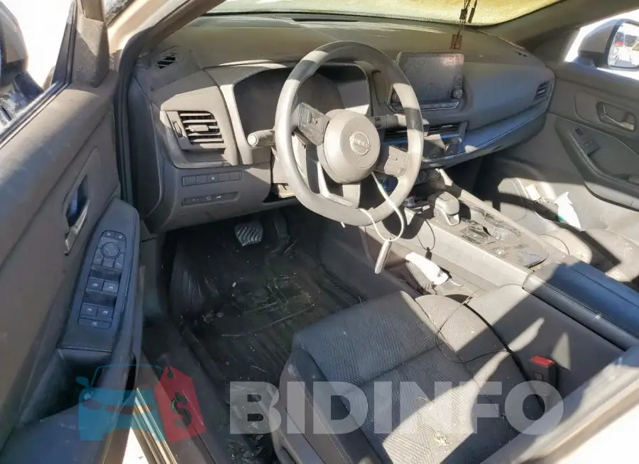 JN8BT3BA9RW350197 Photo# 8