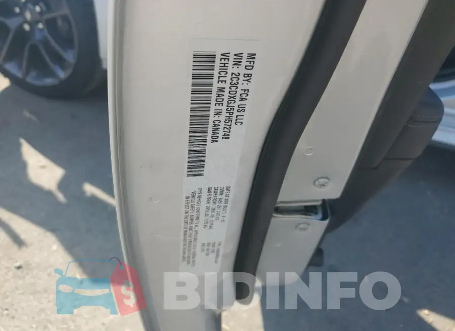 2C3CDXGJ5PH572748 Photo# 12