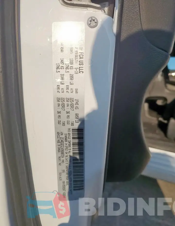 2C4RDGEG1KR688724 Photo# 13
