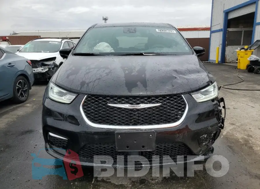 2C4RC1BG7SR614258 Photo# 5
