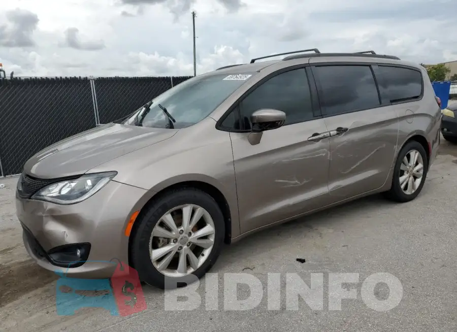 2C4RC1FG7JR236225 Photo# 1
