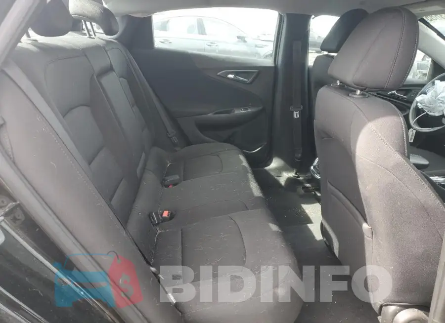 1G1ZD5ST3KF180180 Photo# 10