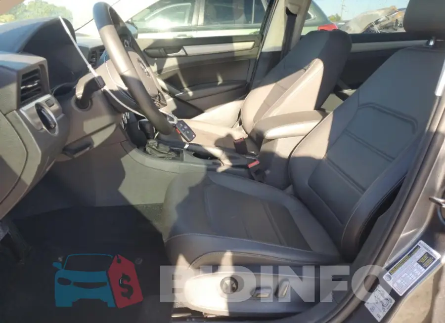 1VWSA7A32NC007767 Photo# 7