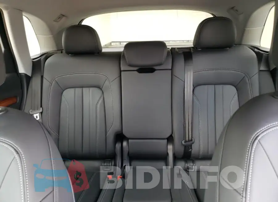WA1AAAFY3M2132128 Photo# 10